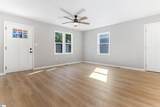 511E Hampton Avenue - Photo 3