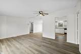 202 Southwind Way - Photo 4