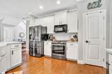 241 Meadow Blossom Way - Photo 17