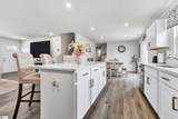 202 Highland Station Drive - Photo 3