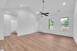 107 A Stewart Street - Photo 6