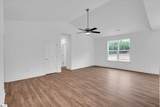 107 B Stewart Street - Photo 7