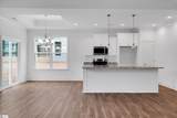 107 B Stewart Street - Photo 8