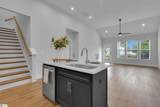 1610 Chelmsford Court - Photo 9