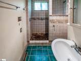 322 Circle Drive - Photo 8
