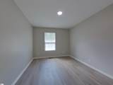 211 Boxwood Lane - Photo 12