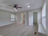 211 Boxwood Lane - Photo 6