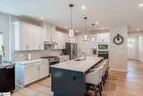 372 Hollythorpe Lane - Photo 11