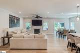 372 Hollythorpe Lane - Photo 18