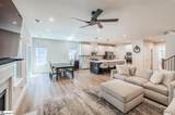 372 Hollythorpe Lane - Photo 9