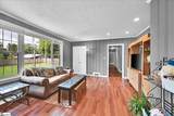1102 Greenacres - Photo 16