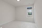 407 Fielder Way - Photo 18