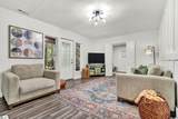 7 Holly Hill Drive - Photo 2