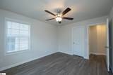 209 Waltham Court - Photo 15