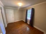 303 Southview Drive - Photo 5