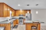 113 Waterbury Way - Photo 8