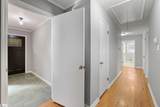 305 Holly Drive - Photo 17