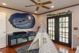 102 Yorkshire Drive - Photo 11