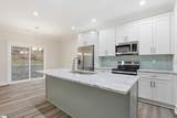 210 Giles Street - Photo 8
