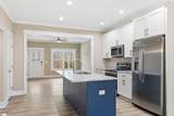 212 Giles Street - Photo 8