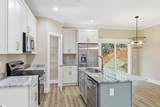 216 Giles Street - Photo 10