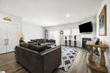 24 Bromes Way - Photo 8