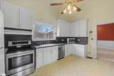 302 Hampton Avenue - Photo 4