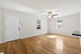 907 Hampton Avenue - Photo 7