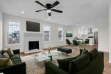 13 Hawthorne Lane - Photo 4