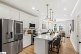 9 Hawthorne Lane - Photo 13