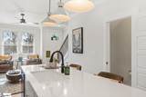 9 Hawthorne Lane - Photo 4