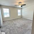 916 Yarn Way - Photo 25