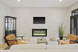 155 Riverplace - Photo 8