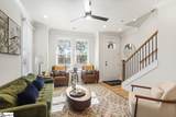 9 Hawthorne Lane - Photo 18