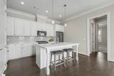 210 Tuttle Street - Photo 5