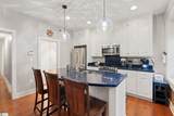 325 Hampton Avenue - Photo 10