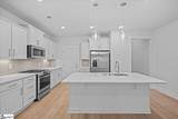 405 Crestcreek Drive - Photo 4