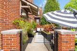 325 Hampton Avenue - Photo 3