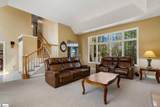 408 Sapphire Court - Photo 4