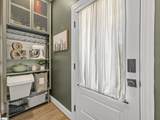 296 College Street - Photo 19