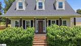 110 Amanda Drive - Photo 3