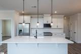 1004 Gresham Place - Photo 5