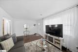 22 Ray Street - Photo 6