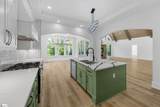 407 Raymond Street - Photo 11