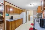 208 Brentwood Circle - Photo 10
