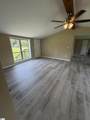 2949 92 Highway - Photo 3