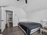 129 Victoria Drive - Photo 32