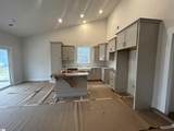 208 Benjamin Drive - Photo 3