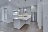 405 Jones Avenue - Photo 9