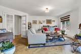 313 Viewmont Drive - Photo 11